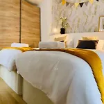 Apartment Attic Penthouse Downtown 1gb Fibra